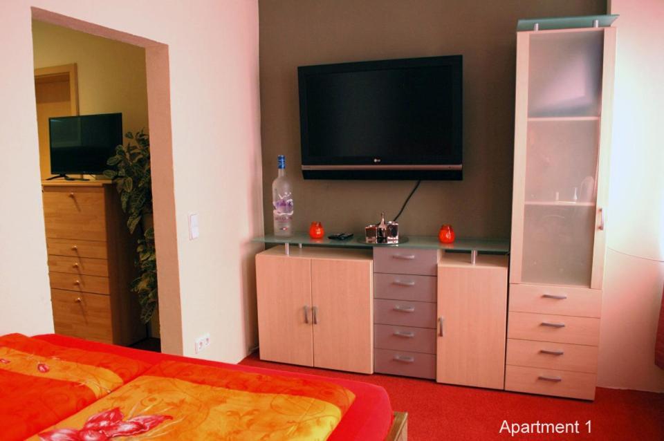 Monteur - Budget Apartments Freital Dış mekan fotoğraf